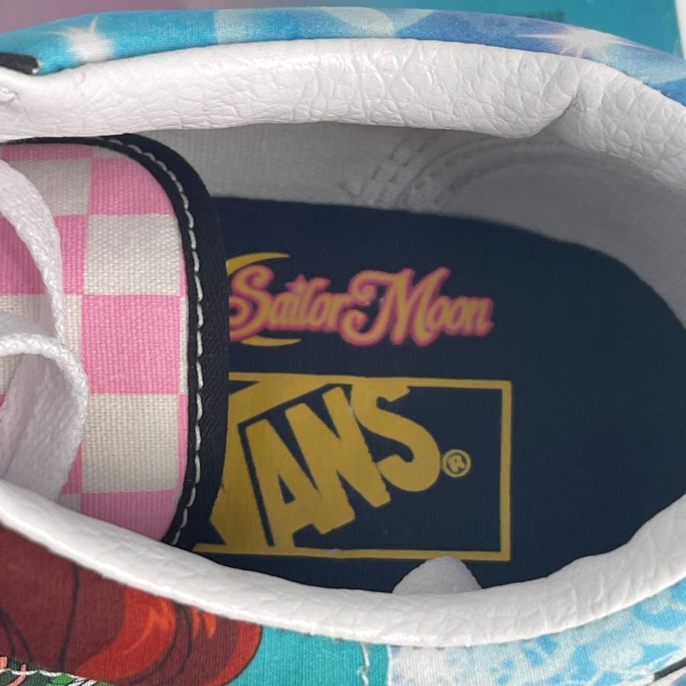 Vans Old Skool Pretty Guardians Sailor Moon Sneakers Brand New With Tags - Picture 11 of 15